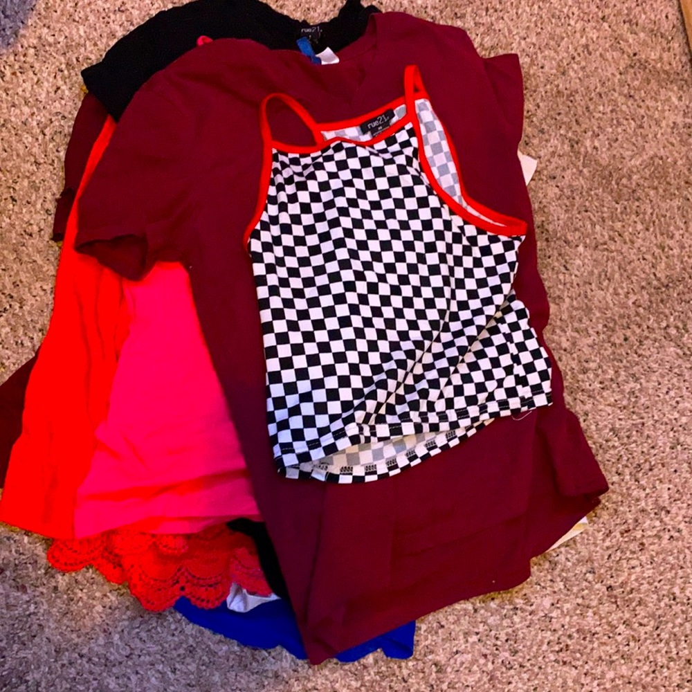 CLOTHING LOT!!! 8 shirts and 2 shorts!